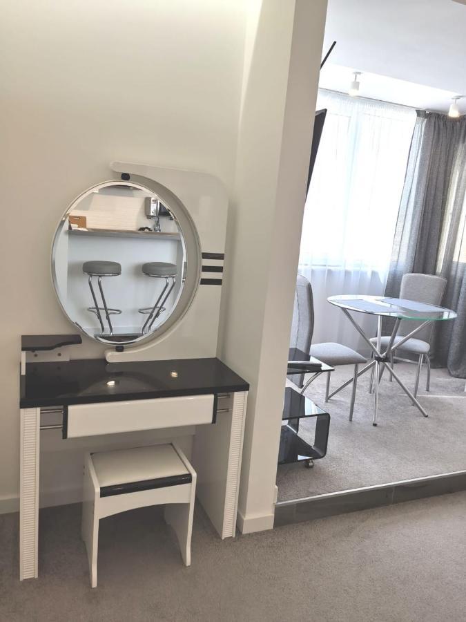 Stylish Riverside Apartments In Riviera Complex Nikolayev Εξωτερικό φωτογραφία
